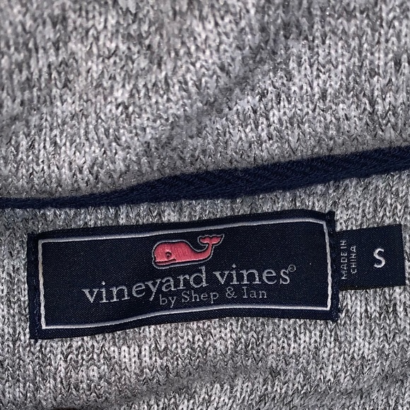 Vineyard Vines Pullover - Picture 2 of 3